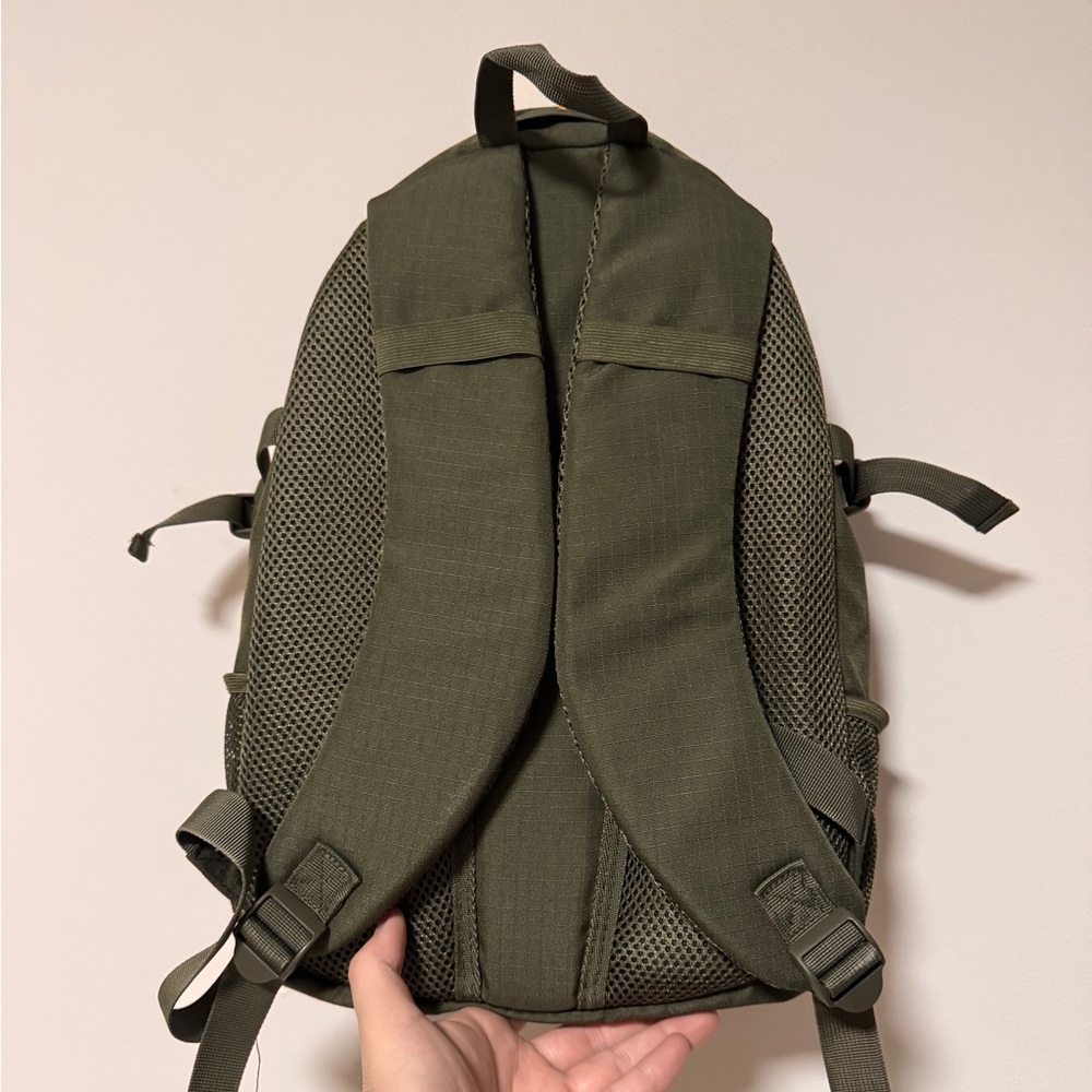 Mountainware Backpack - Picture 2 of 4